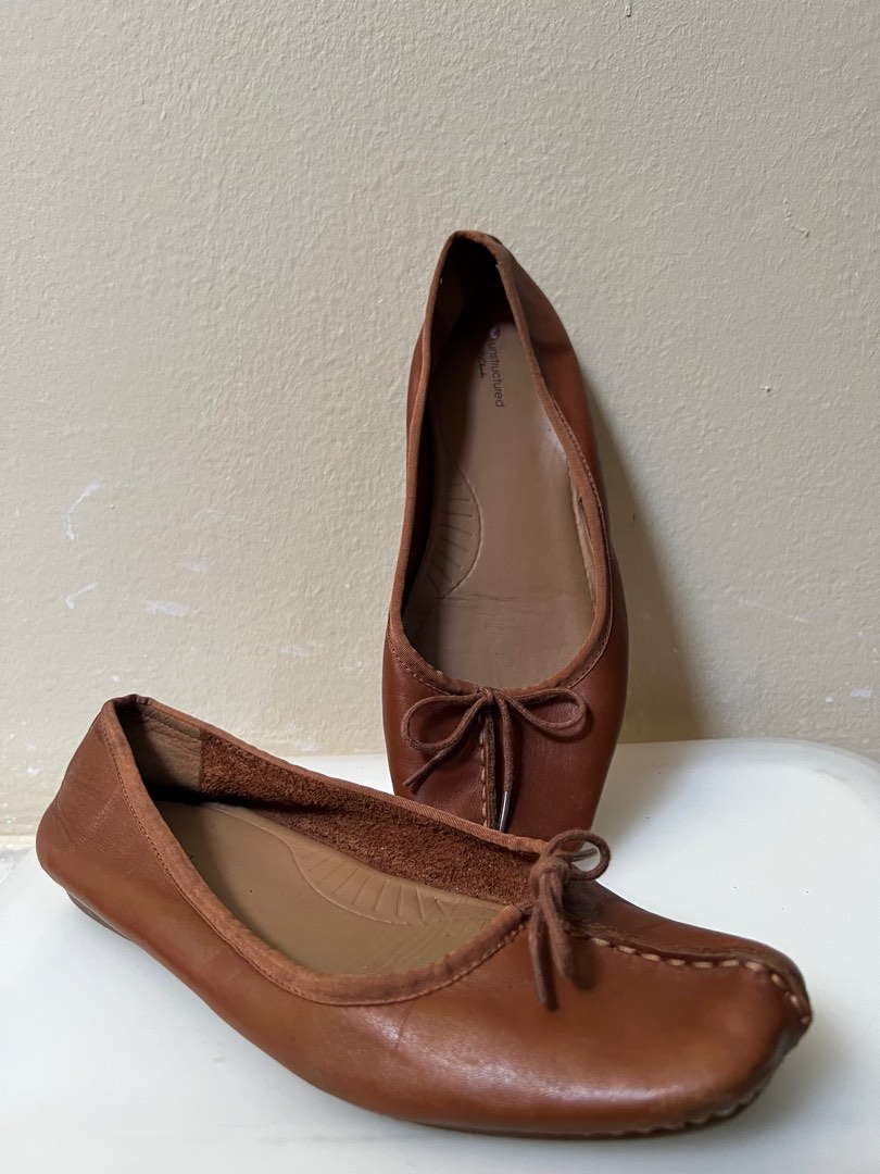 Clarks Freckle Ice Women s Fashion Footwear Flats on Carousell