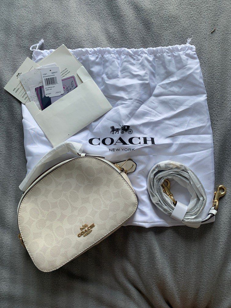 Coach Serena in Signature Canvas chalk white, Women's Fashion, Bags