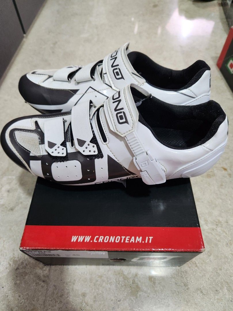 Crono CX-3 17 Cycling Men Shoes (EU Size 44 \u0026 44.5), Sports Equipment,  Bicycles \u0026 Parts, Parts \u0026 Accessories on Carousell