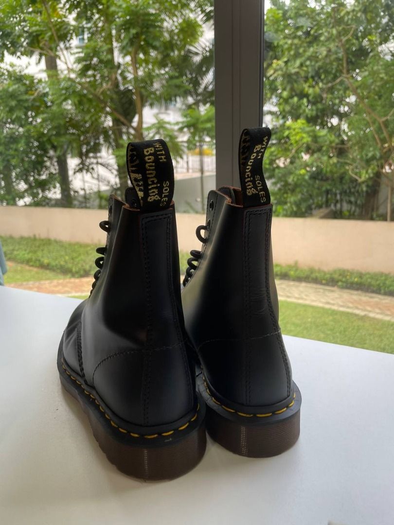 Martin boots hotsell vintage military boot