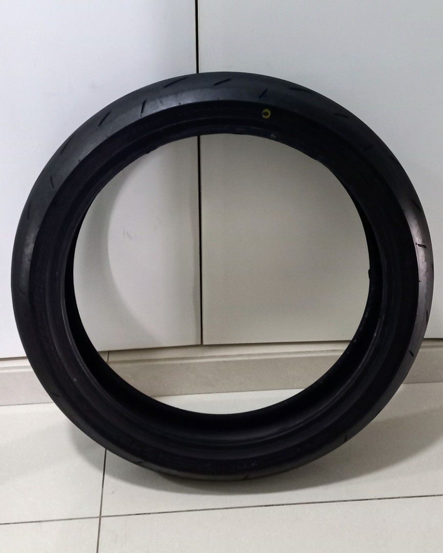 Dunlop Made in Japan, 90/8017, 110/70R17, Motorcycles, Motorcycle Accessories on Carousell