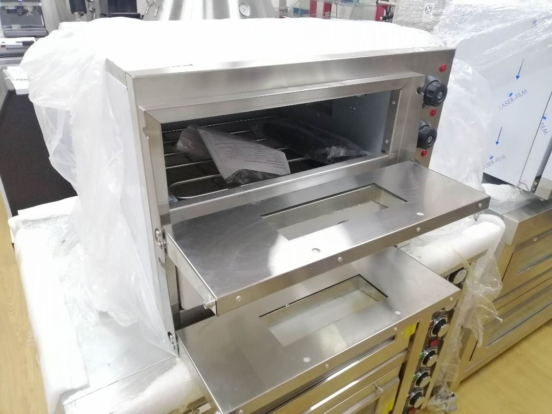 ELECTRIC STONE TRAY DOUBLE DECK OVEN ONSTOCK !! (Category: Ovens & Toasters) located in Caloocan City. Submitted by Dominic288 (Listing ID 1209948088, Image 3). Description: SPECIFICATION: 2 deck 2 trays electric oven Capacity : 20L/48L Power 220V, 50Hz/60Hz, 3000W Stainless steel electric oven Accessories : bake tray, bake rack Product Dimension (L x W x H) (cm) : 56x 56 x 44. Tray: 39cm haba. # SAME DAY DELIVERY !!! - PICK UP IN SILANG CAVITE -