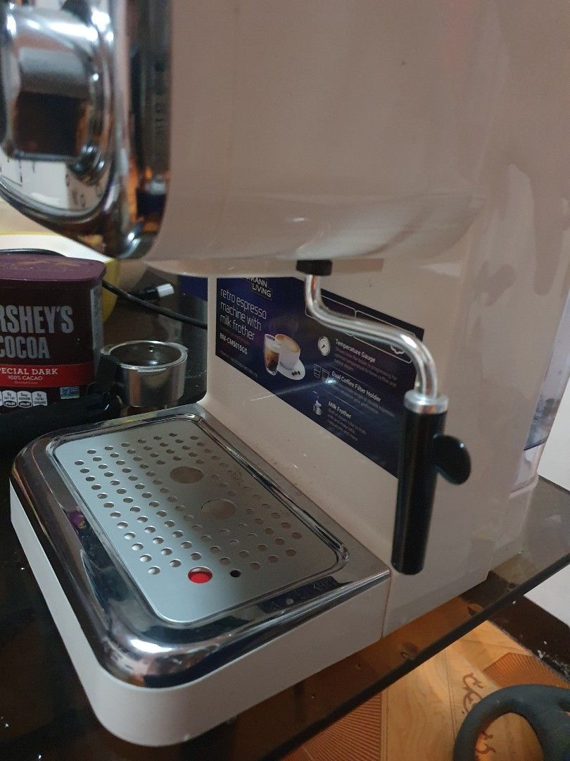 Espresso machine baumann living retro with milk frother, TV & Home Appliances, Kitchen