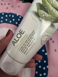 FOR SALE!! Sealed Nature Republic Facial Cleansing Foam (ALOE/ALOE VERA)