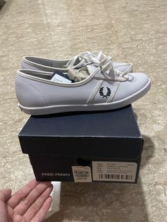 Fred perry pumps ladies store