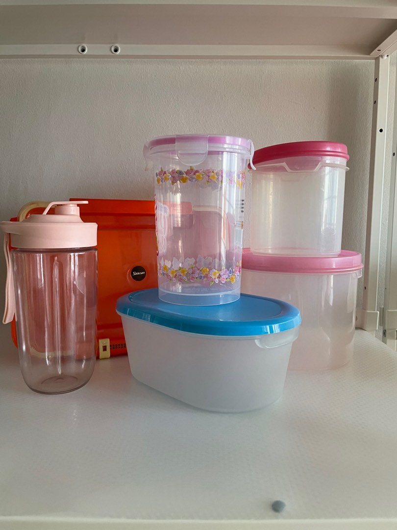 Free! Plastic containers., Furniture & Home Living, Kitchenware