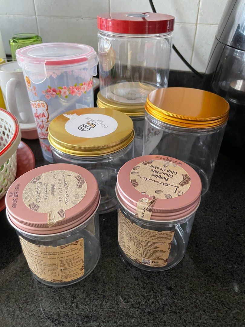 Free! Plastic containers., Furniture & Home Living, Kitchenware