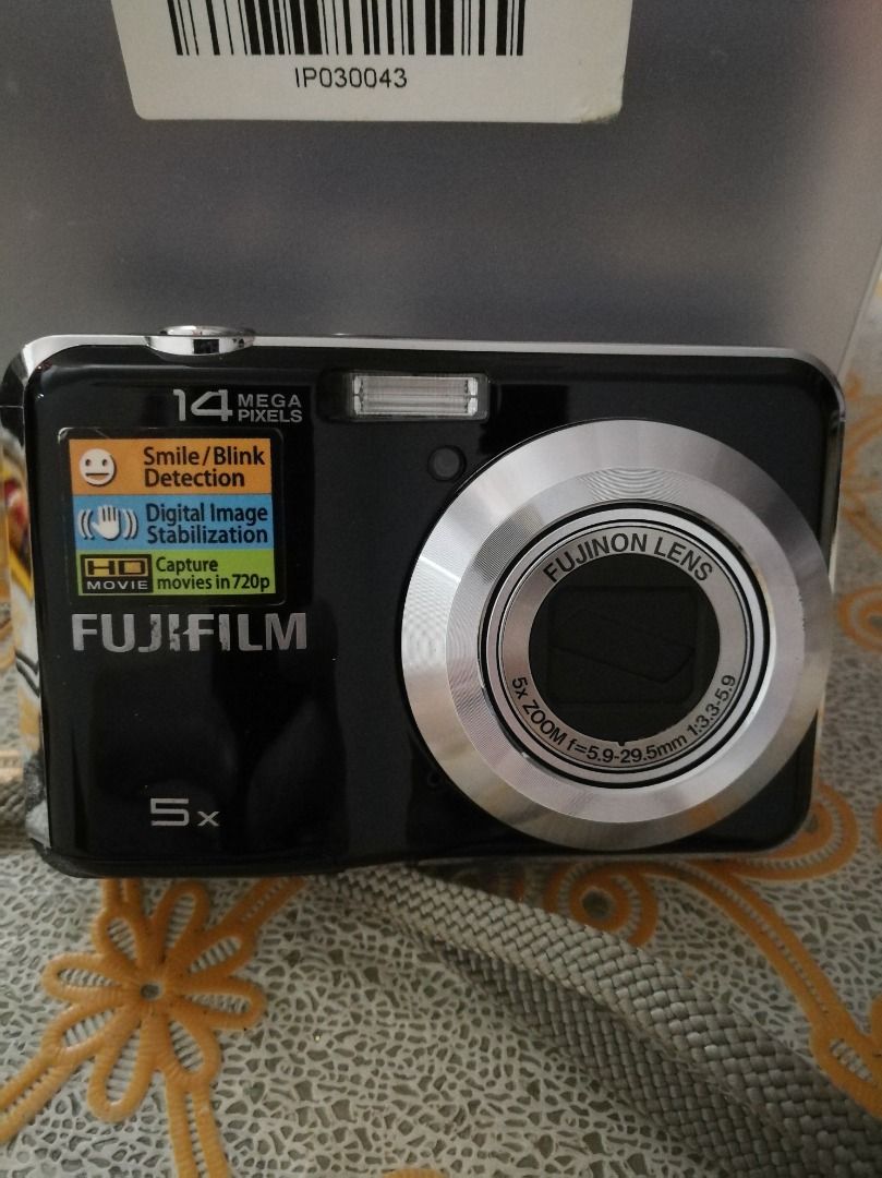 Fujifilm AX300 camera, Photography, Cameras on Carousell