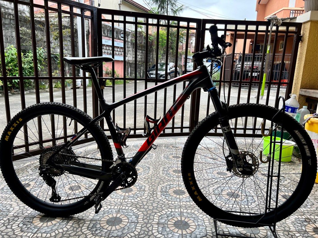 Giant xtc cheap advanced 2 carbon