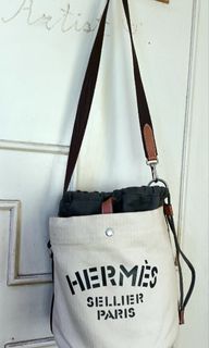 Lot - Hermes, Paris, Sac de Pansage Canvas Bucket Bag
