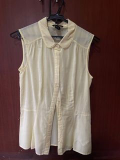 H&M Sleeveless Shirt