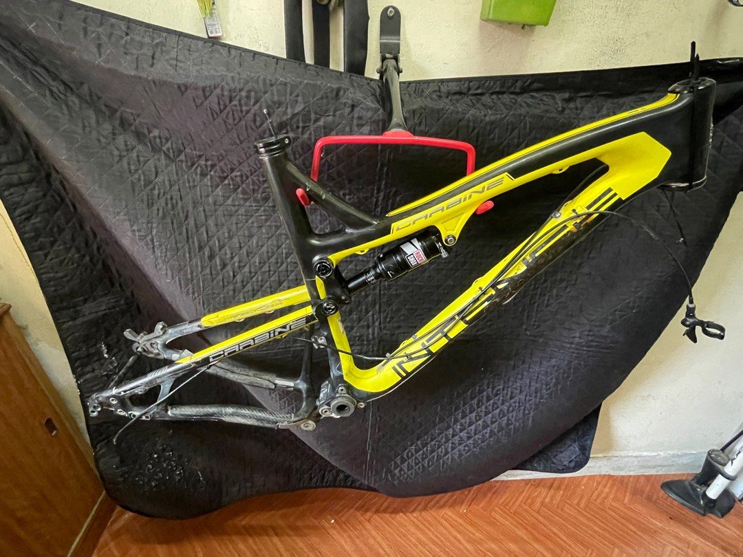 Intense Carbine 275 Carbon size L frame mountain biking all mountain enduro trails xc