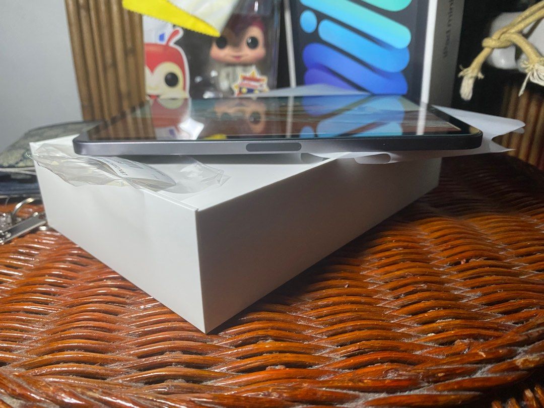 Ipad mini 6 (64gb) Used like new (Category: iPad) located in Quezon City. Submitted by tyler8. (Listing ID 1210030681, Image 3). Description: Ipad mini 6 (64gb) Open for swap (ios) Unit comes w/ brandnew lightning cable Used like brandnew 3-4 times lang nagamit No any hidden issue All are perfectly working For meetup:Marikina-gateway. .