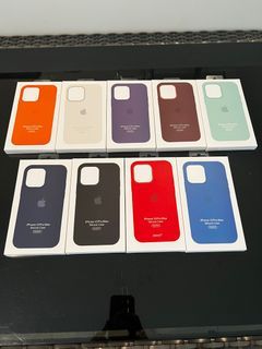 iPhone 13 / iPhone 13 Pro Max / iPhone 13 Pro Silicone Case MagSafe Compatible
