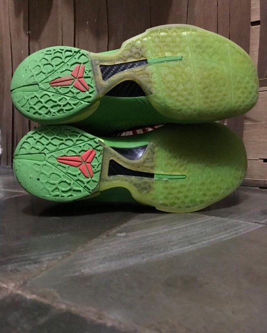 kobes grinch shoes