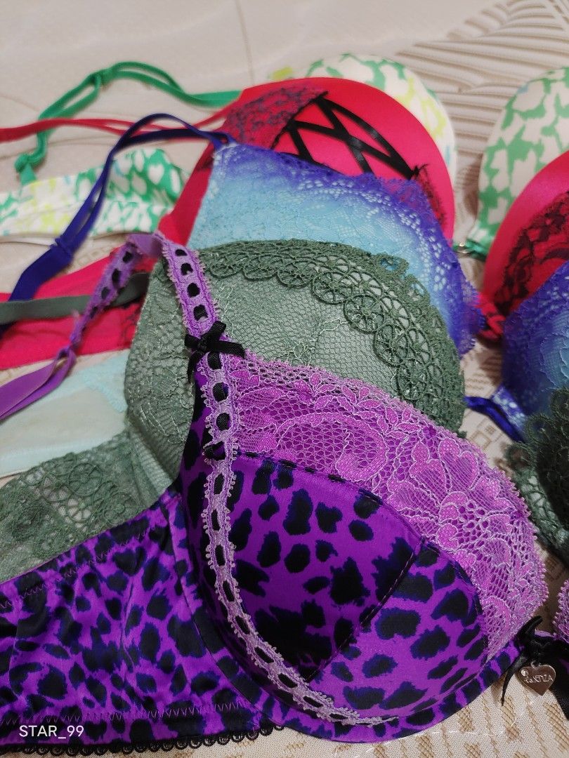 La senza Bra Vs bra only on Carousell