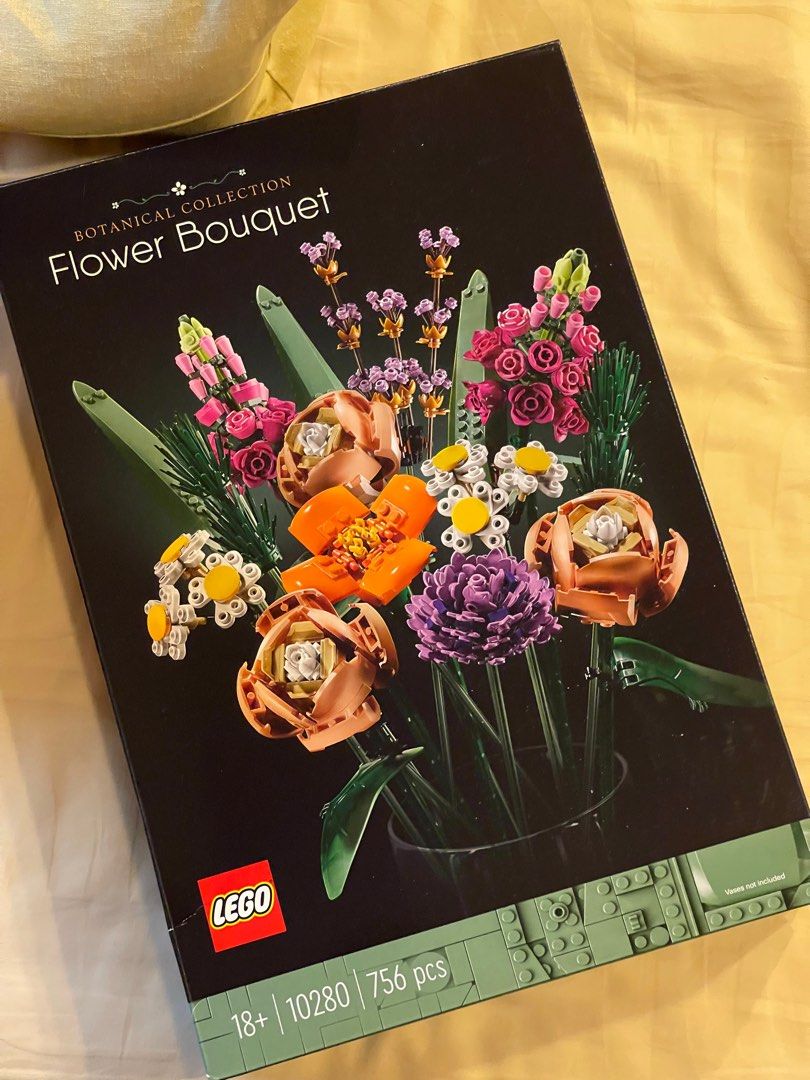 Lego icons flower bouquet 10280 building kit, Hobbies & Toys, Toys