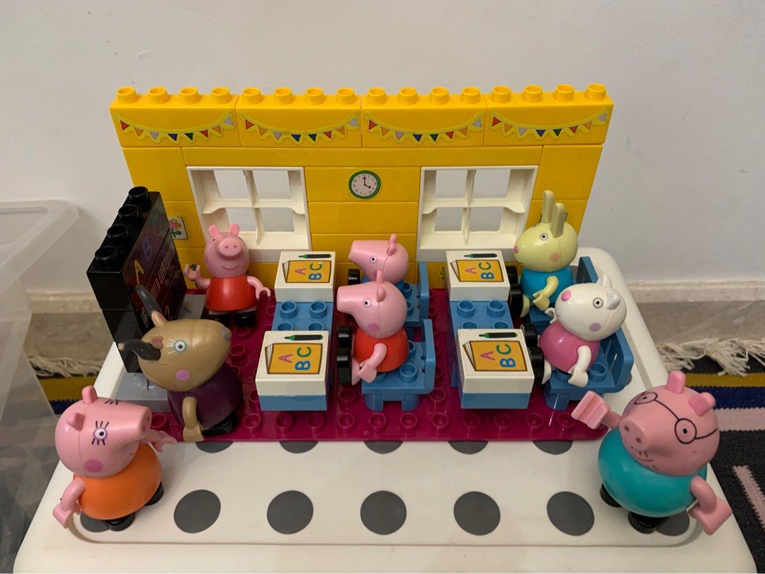 Peppa pig duplo school deals