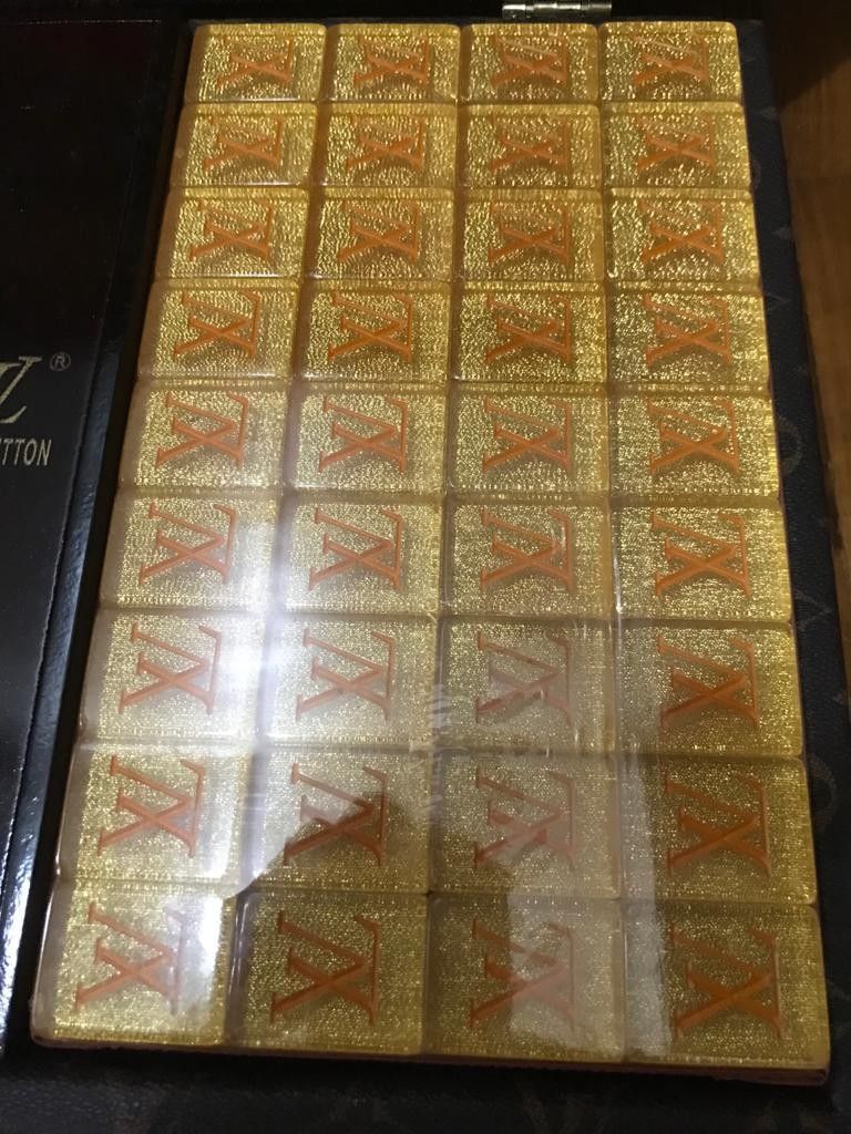 LOUIS VUITTON MAHJONG SET (Limited Edition), Hobbies & Toys, Memorabilia &  Collectibles, Fan Merchandise on Carousell