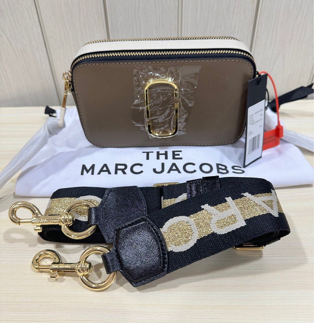 Original Marc Jacobs Camera Bag, Luxury, Bags & Wallets on Carousell