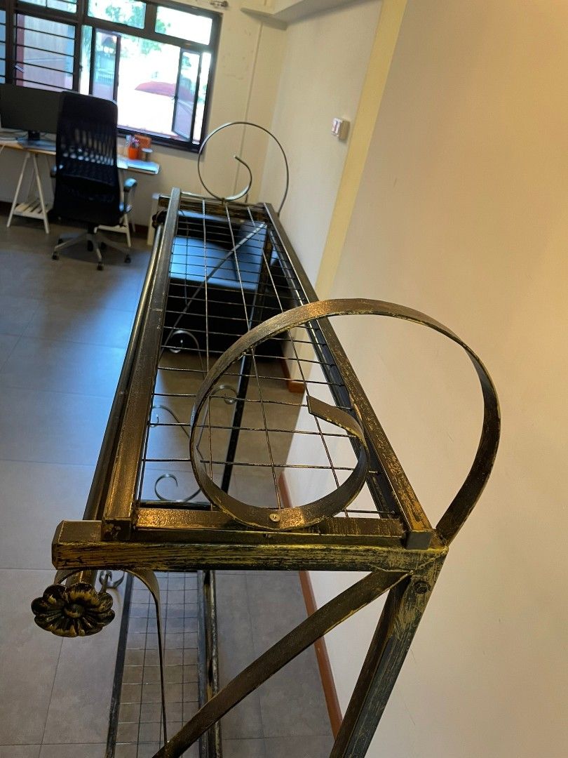 Metal Rack for Decor, Furniture & Home Living, Home Decor, Other Home
