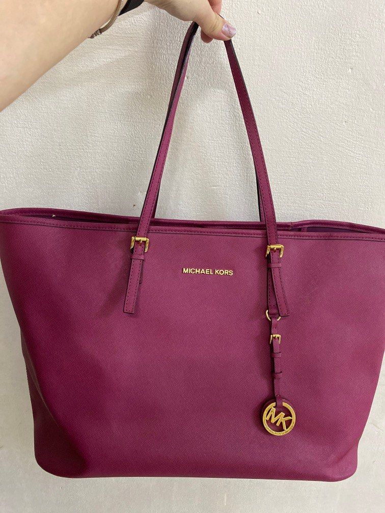 Michael kors best sale cherry bag