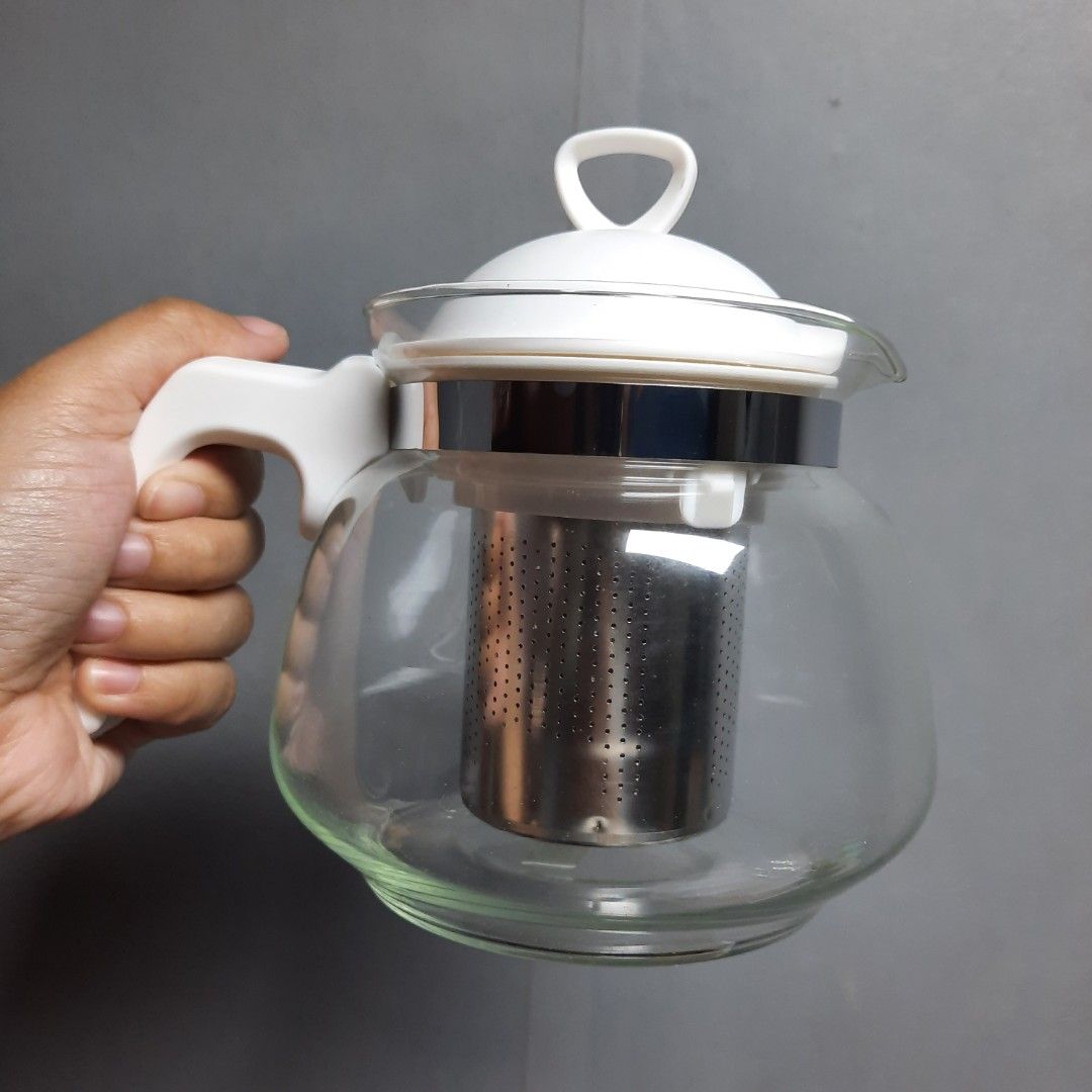 Miniso Glass Teapot 700 ml, Furniture & Home Living, Kitchenware