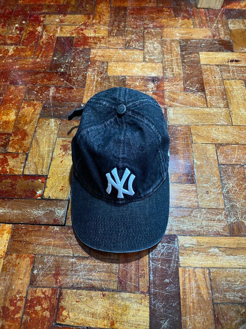 New Era Levi's, Men's Fashion, Watches & Accessories, Caps & Hats on  Carousell
