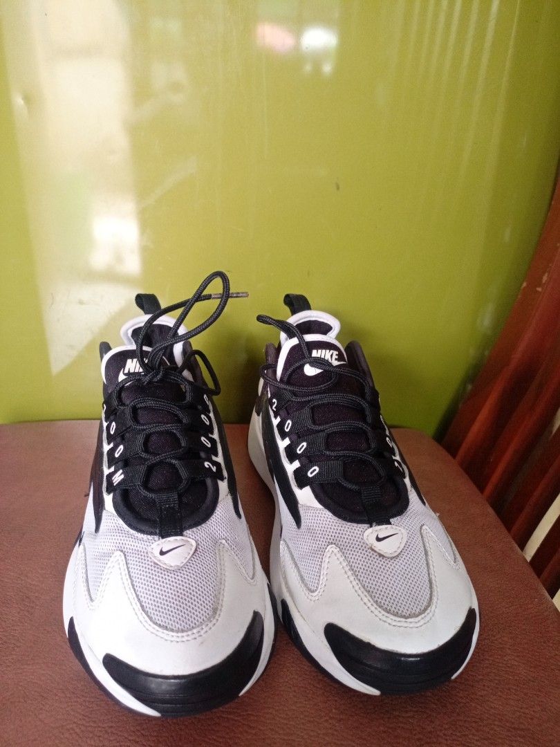 nike air max zoom 2000