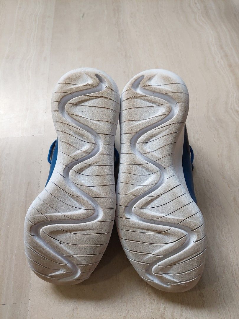 Nike sales 5y shoes