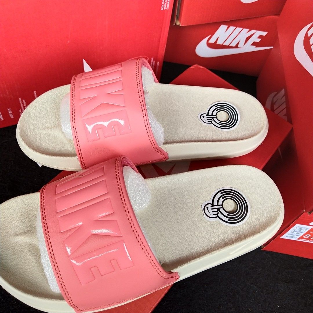 Nike slide, Women's Fashion, Footwear, Flats & Sandals on Carousell