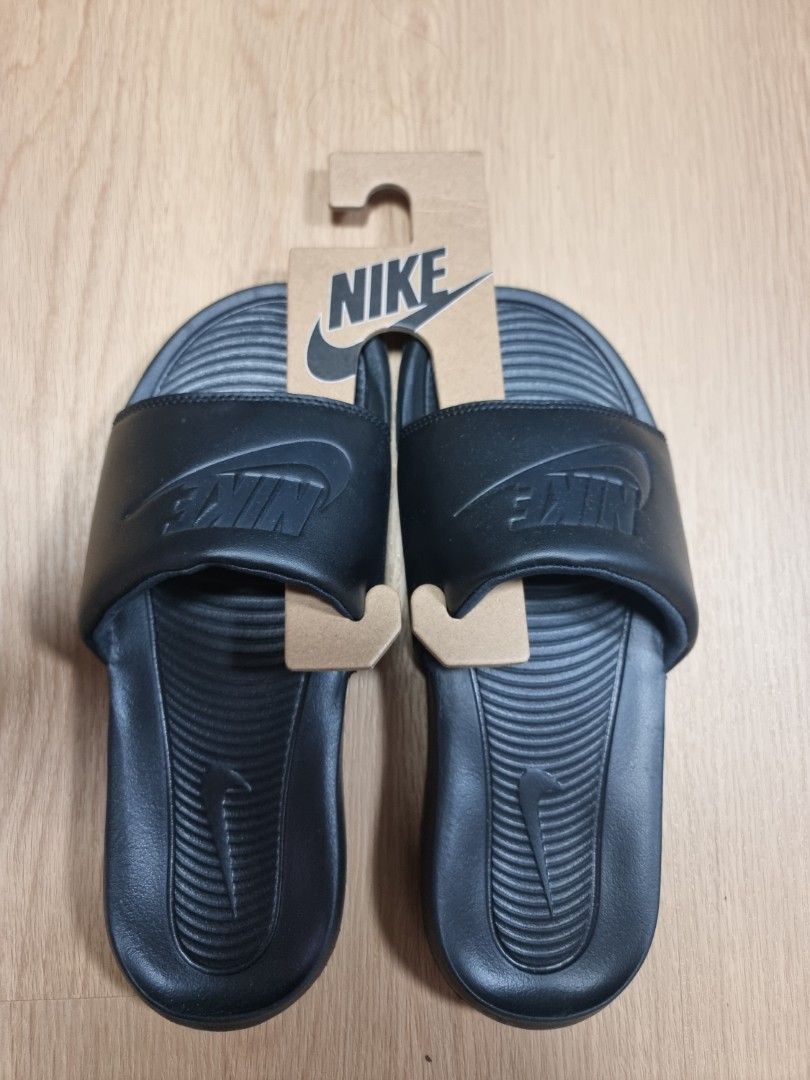 All black nike sandals shop