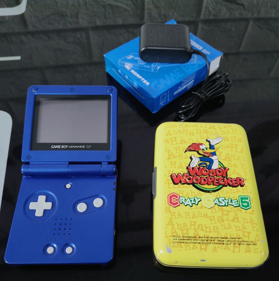 Nintendo Gameboy Advance SP + Free 6 Original Game Cartridges, Video