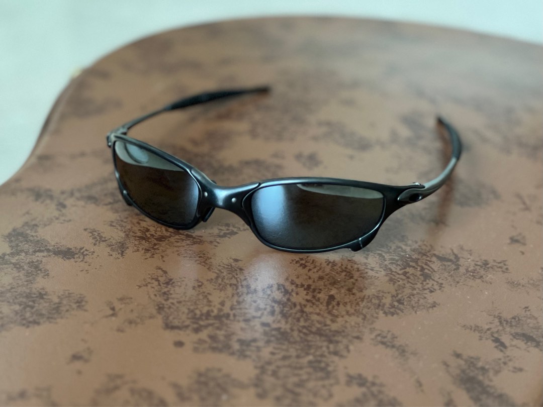 Oakley top shades juliet