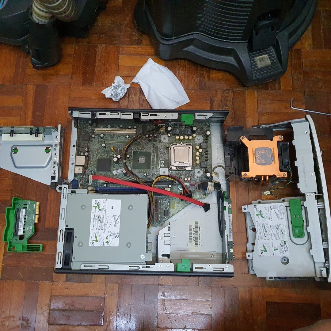 Old HP for retro use, no ram, Computers & Tech, Desktops on Carousell