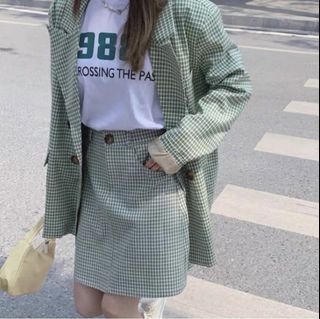 onseven綠格子裙子