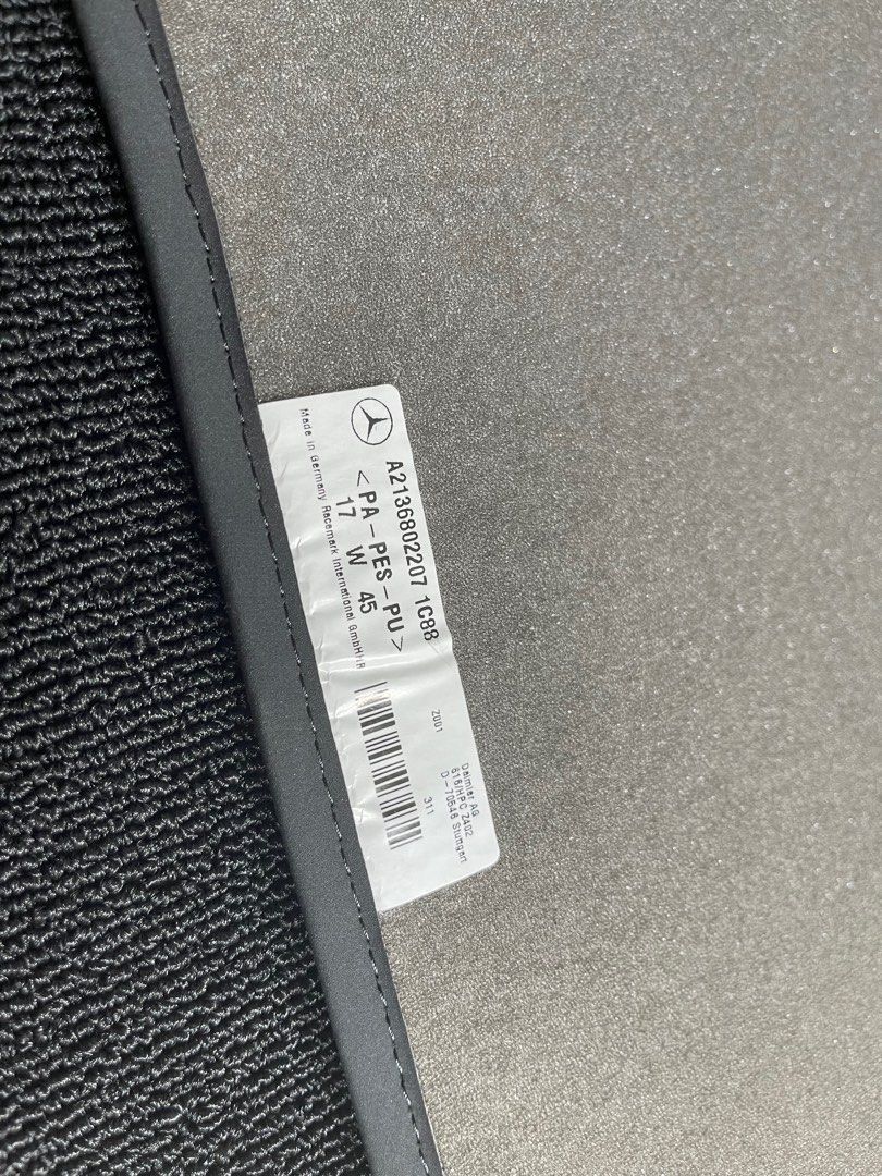 Original Mercedes Benz AMG Floor Mats W213 E63 EClass, Car Accessories