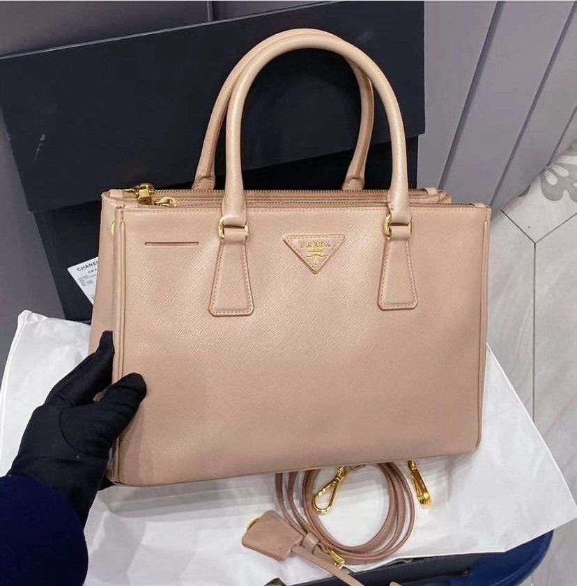 Prada Saffiano Lux WOC, Luxury, Bags & Wallets on Carousell