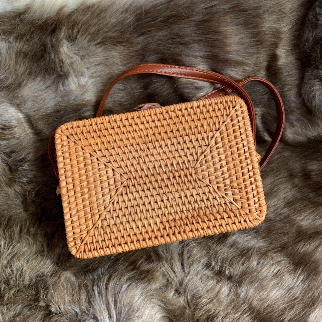 Rattan Crossbody Bag, Women's Fashion, Bags & Wallets, Crossbody Bags