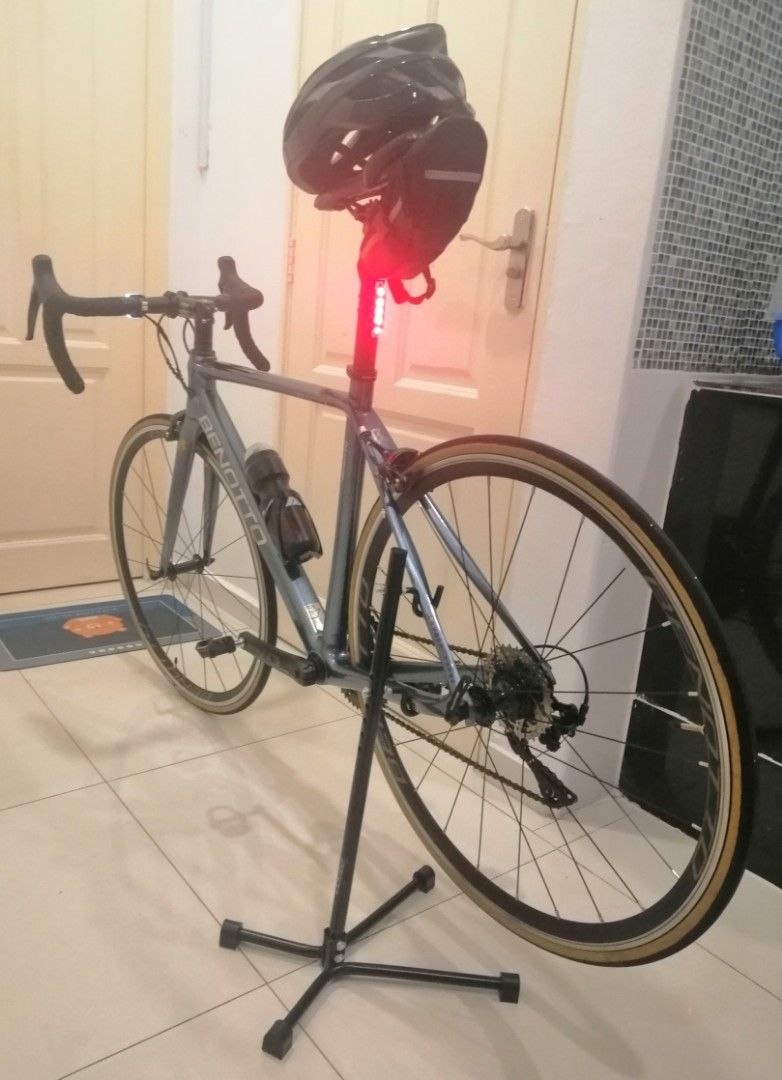 Roadbike CARBON BENOTTO R100 Sports Equipment Bicycles Parts