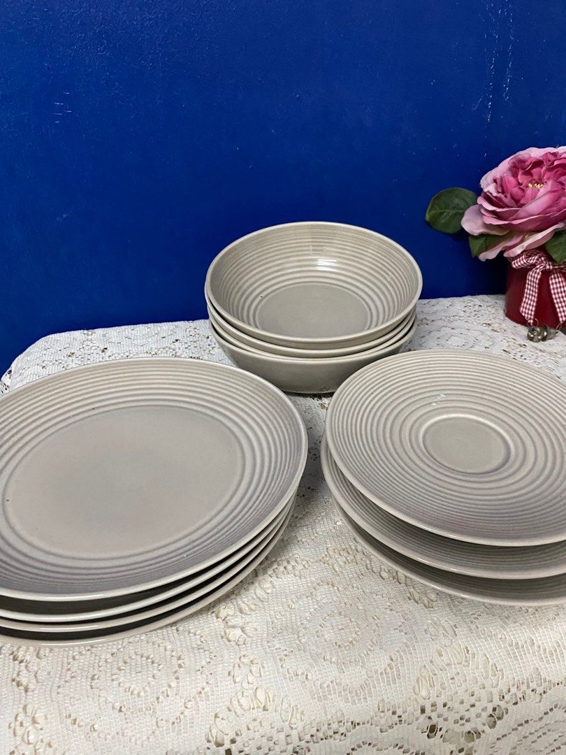 Royal Doulton Gordon Ramsay Maze Taupe colour, Furniture & Home