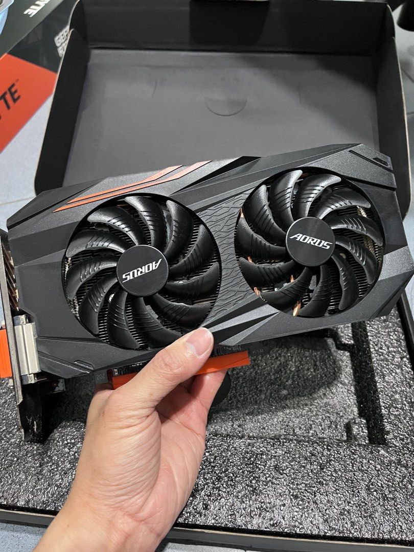 Gigabyte aorus rx hot sale 580 8gb