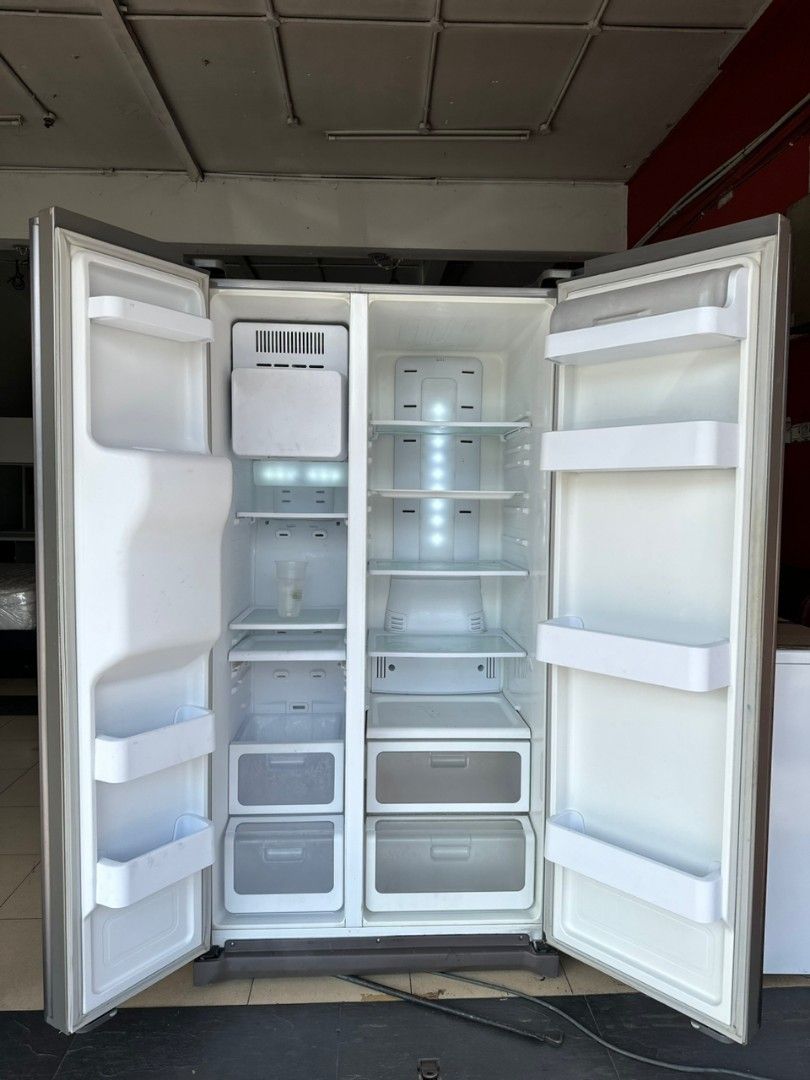 SAMSUNG DOUBLE DOOR FRIDGE, TV & Home Appliances, Kitchen Appliances