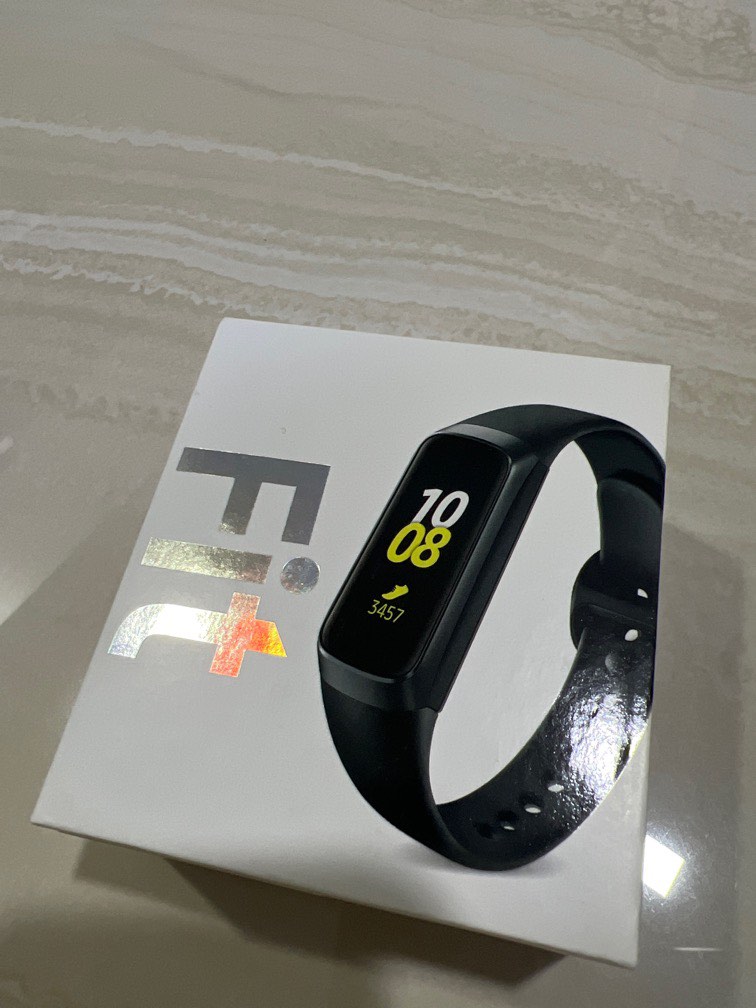 Galaxy fit fitness clearance tracker