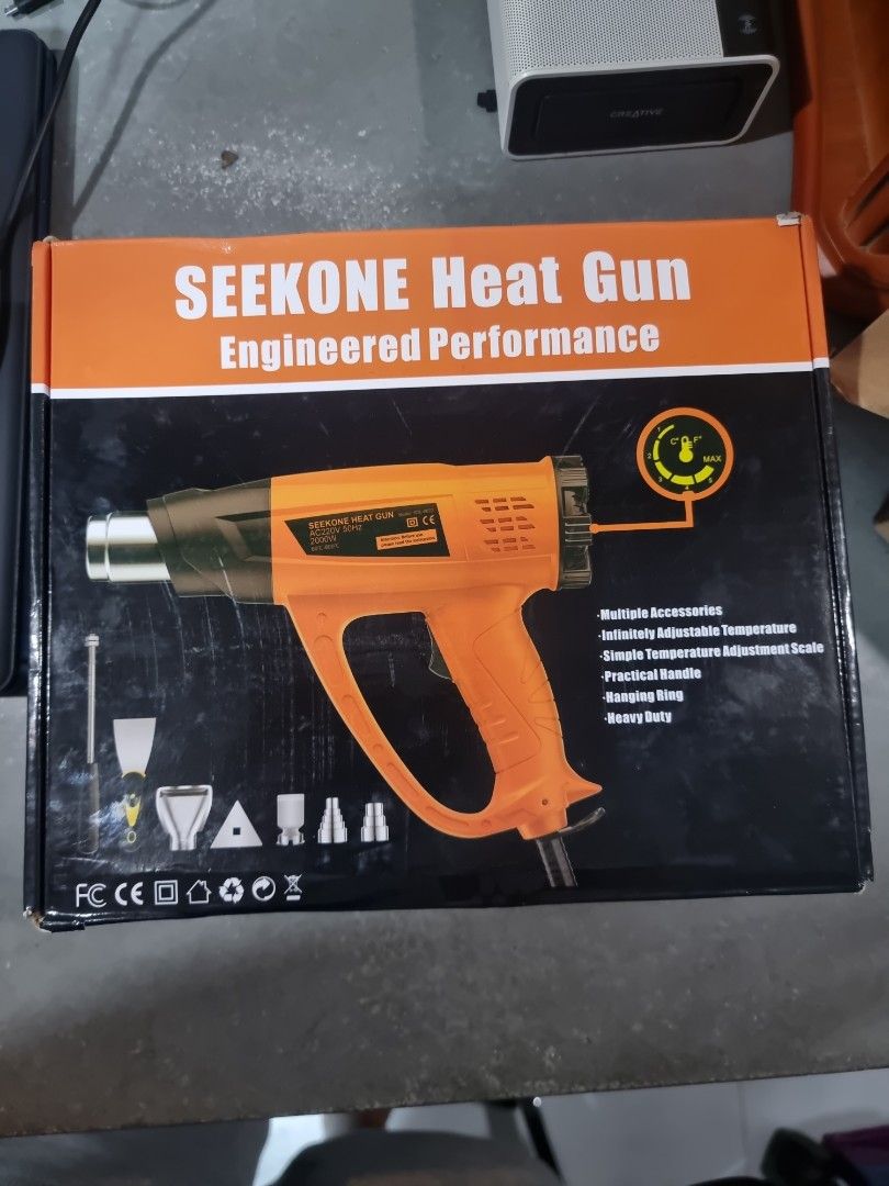 SEEKONE Heat Gun 1800W 122℉~1202℉（50℃- 650℃）Fast Heating Heavy Duty Hot Air  Gun Kit Variable Temperature Control Overload Protection with 4 Nozzles