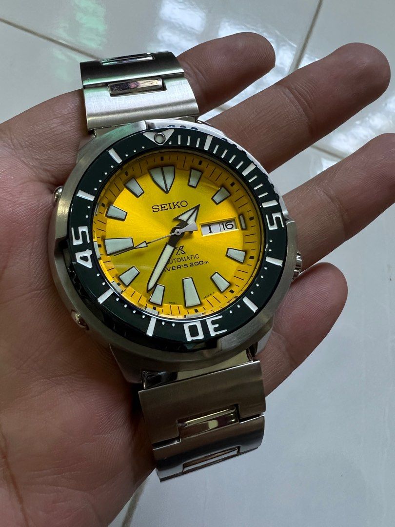 Seiko Yellow Butterfly Fish SRPD15, Men's Fashion, Watches & Accessories,  Watches on Carousell
