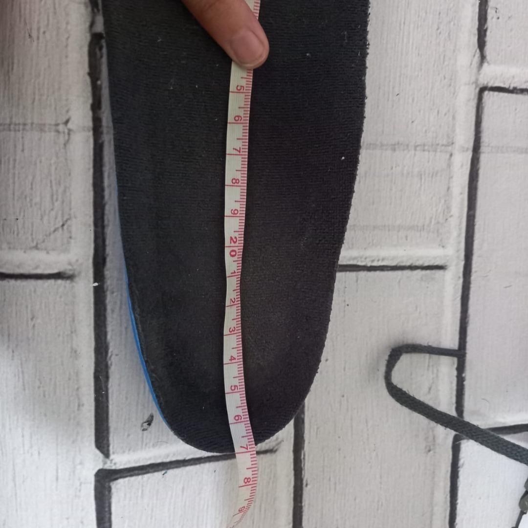 onitsuka tiger hitam