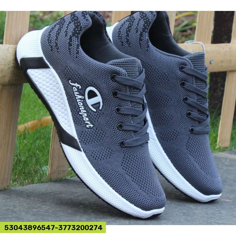 Sepatu Sneakers Sepatu pria casual Original Model Terbaru