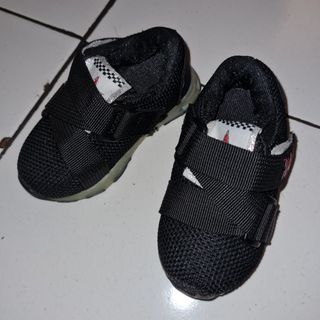 Sepatu toddler sepatu anak sepatu