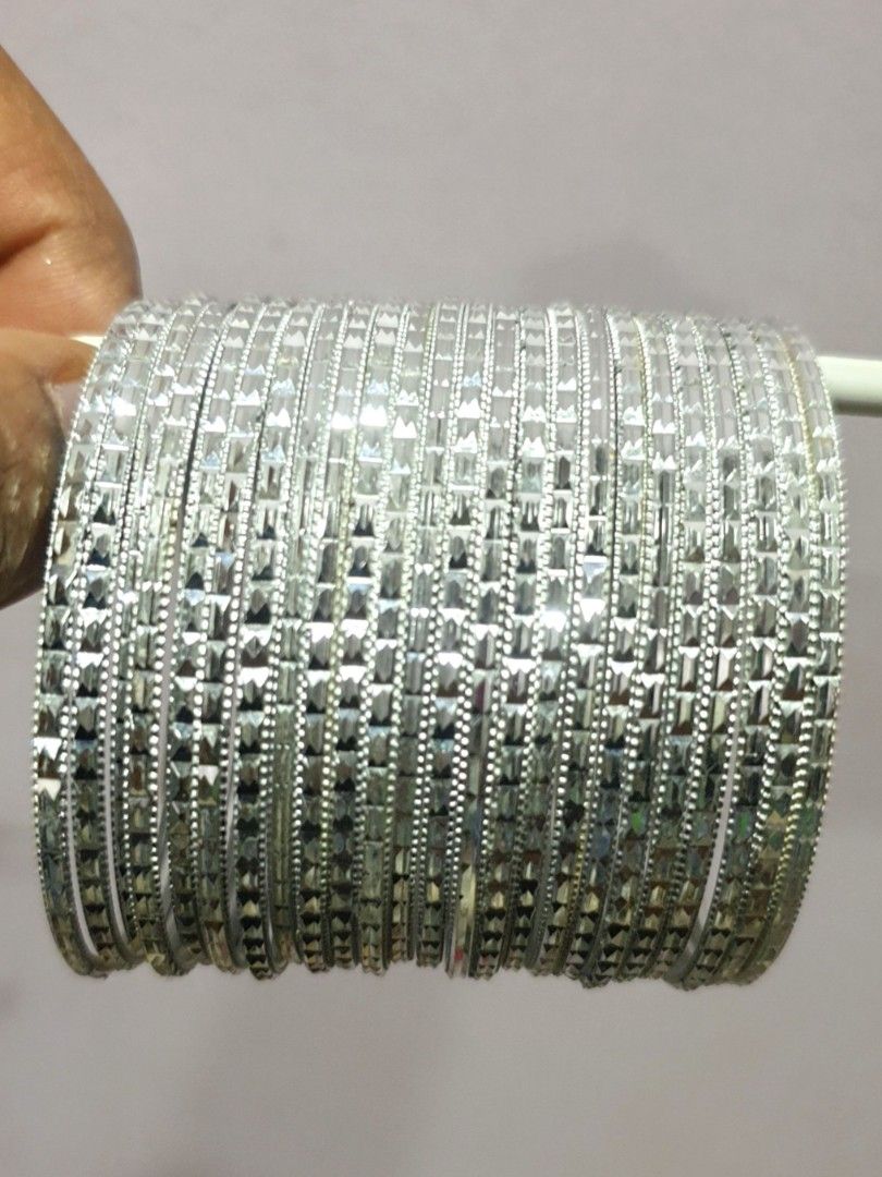 Shining and silver bangles Women s Fashion Jewelry Organisers